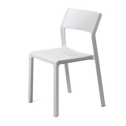 Silla de Comedor Apilable Trill Bistrot - Estilo y Funcionalidad